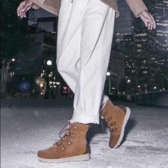 Sorel Explorer Joan Boots 7 - Picture 10 of 10